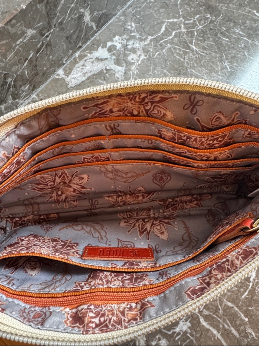 Hobo Vida Cream Wristlet Clutch - Picture 10 of 11